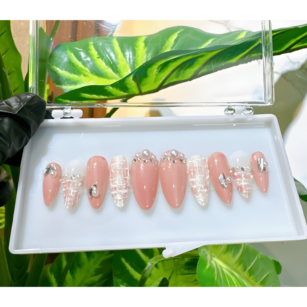 Nails box thiết kế kiểu hàn  mã 289