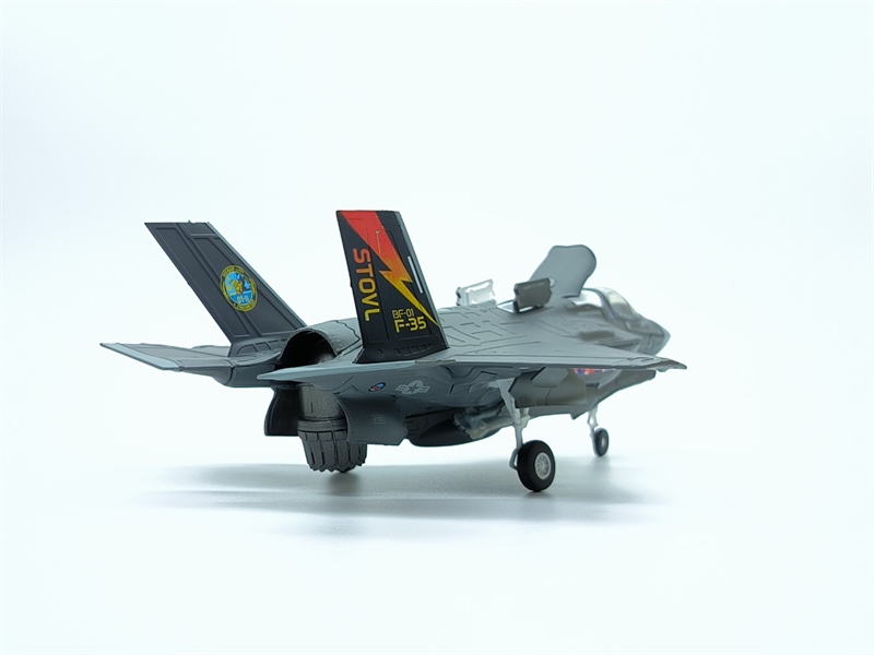 Mô hình máy bay F35B tỷ lệ 1/72