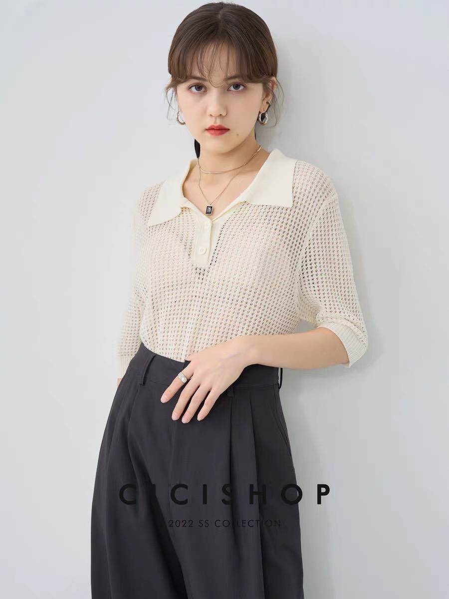 Áo mongtoghi lỗ cổ bẻ Qc hot hit