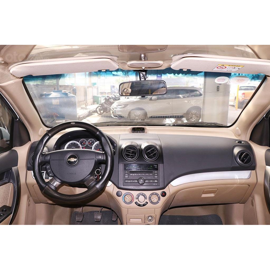 Thảm taplo chevrolet aveo bằng nhung lông, da vân carbon, da vân gỗ 2011 2012 2013 2014 2015 2016 2017 2018