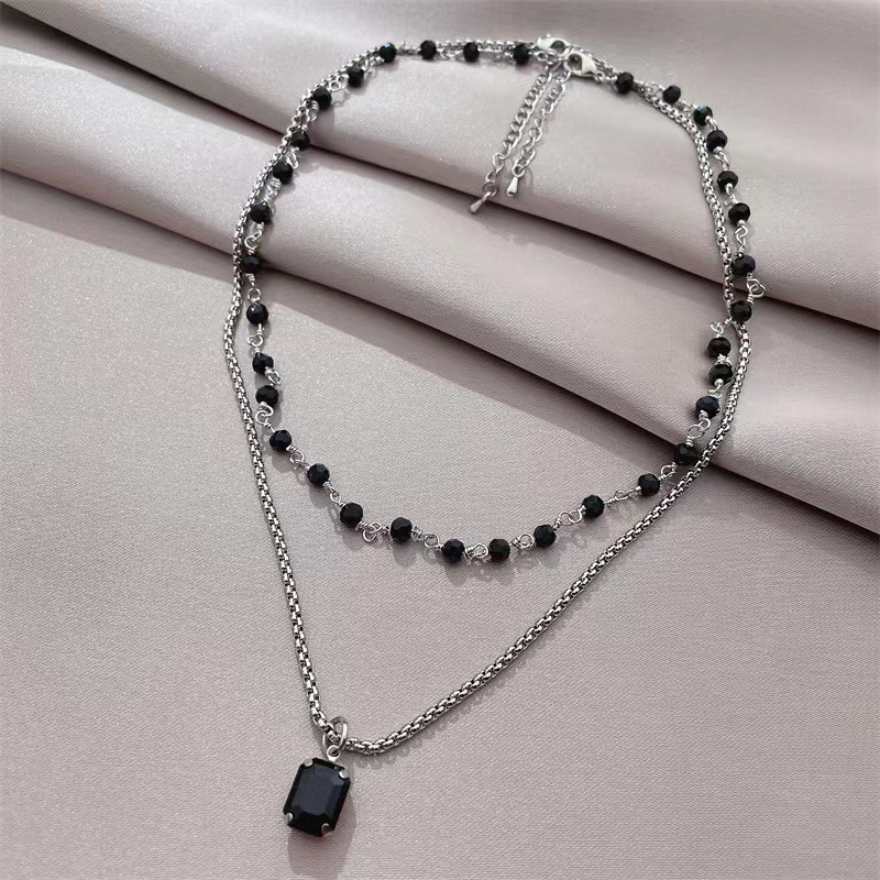 %E3%80%90Fresh%20designs%E3%80%91Sweet%20Cool%20Spice%20Girl%20Double%20Layer%20Stacked%20Wearing%20Style%20Chain%20Women's%20Design%20Sense%20Light%20Luxury%20Black%20Zircon%20Necklace%20Trendy%20Necklace%20-%20Image%206