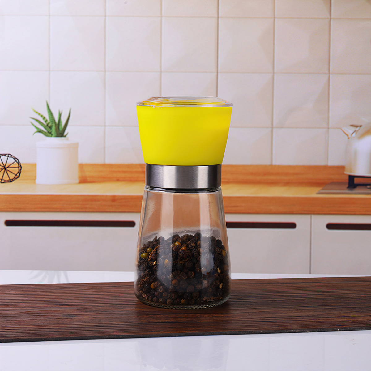 Multi-function dry pepper grinder