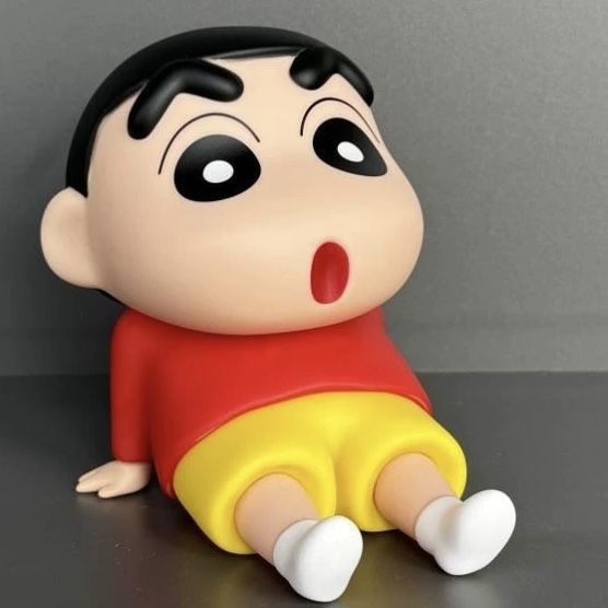 FG Crayon Shin-Chan Action Figures Mobile Phone Holder Desktop Decoration. 