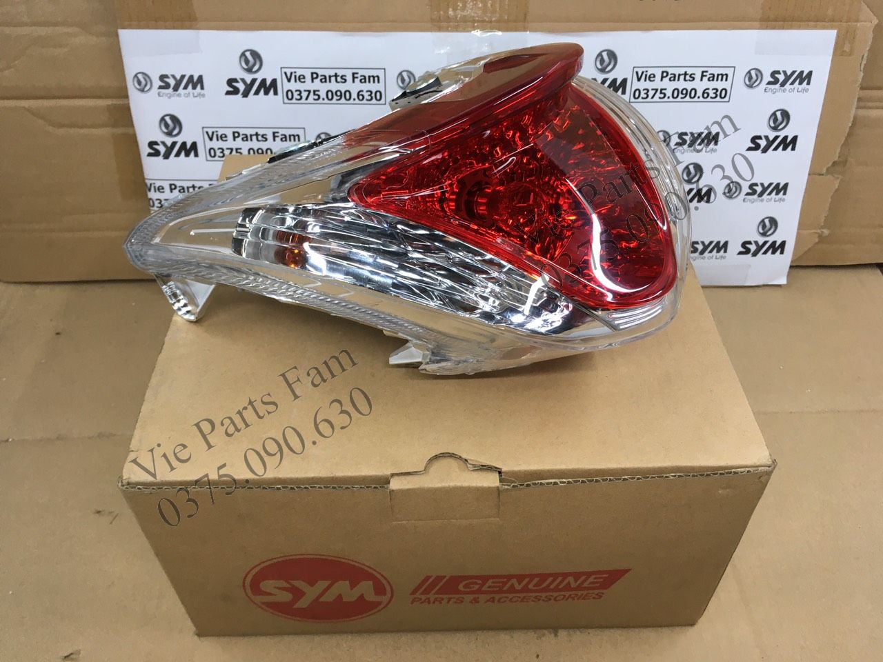 Bộ đèn hậu xe Angela 50 SYM, hàng din SYM mới 100%