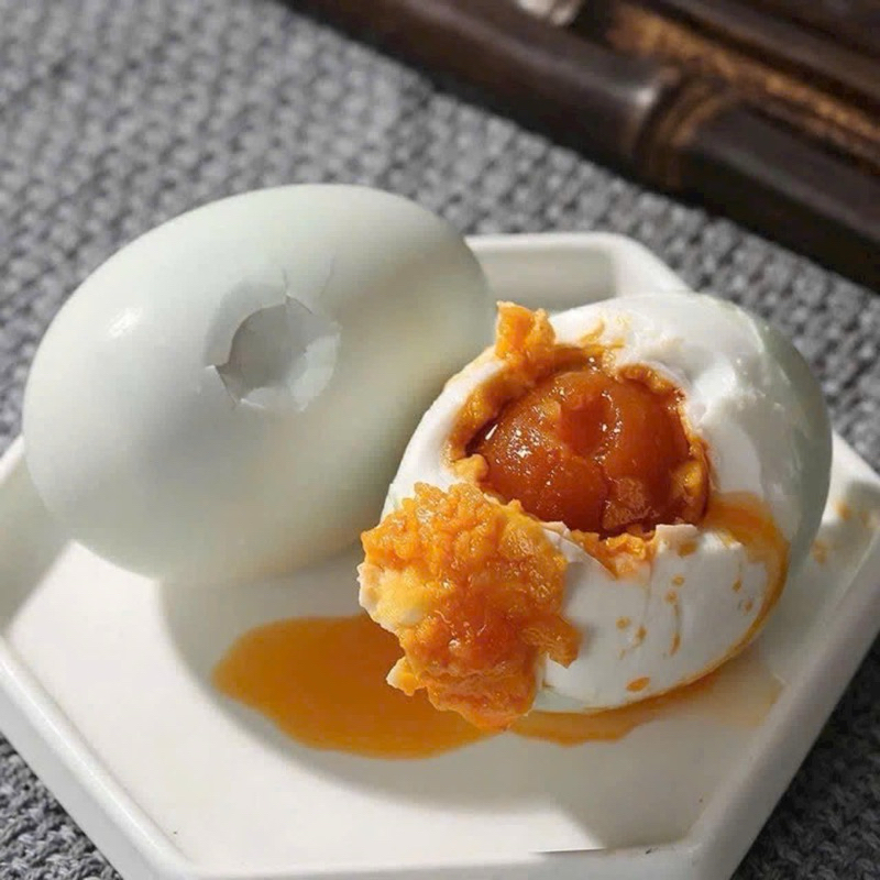 Trứng Vịt Biển Muối set 10 trứng (giao tphcm)