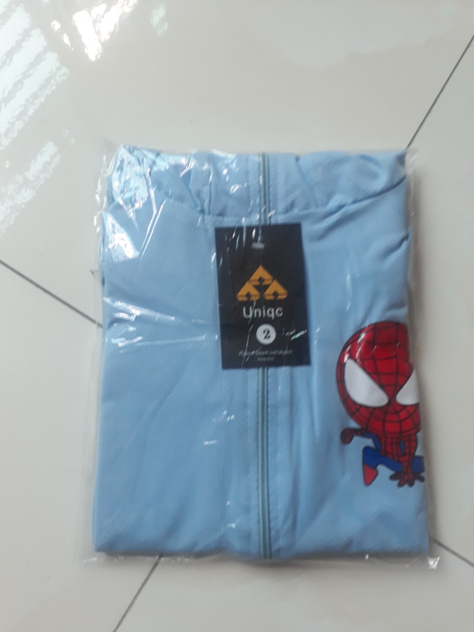 Áo chống nắng in hình spider man dành cho các bé