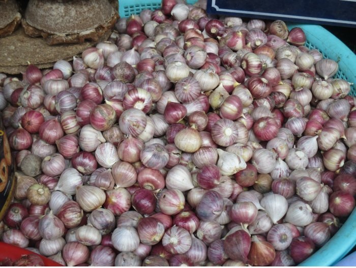 0.5kg Tỏi Cô Đơn BÒ ĐỘI NÓN