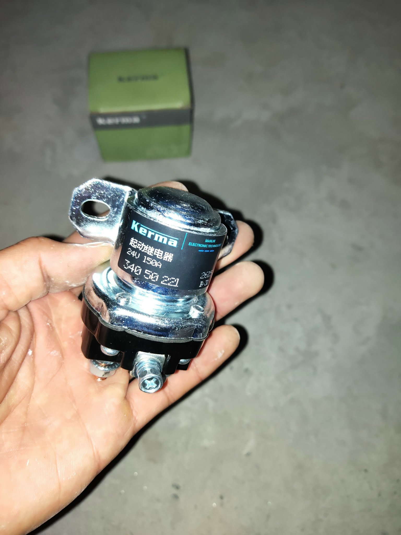 Phụ kiện ô tô: Rơ le phụ đề 24v ke ma