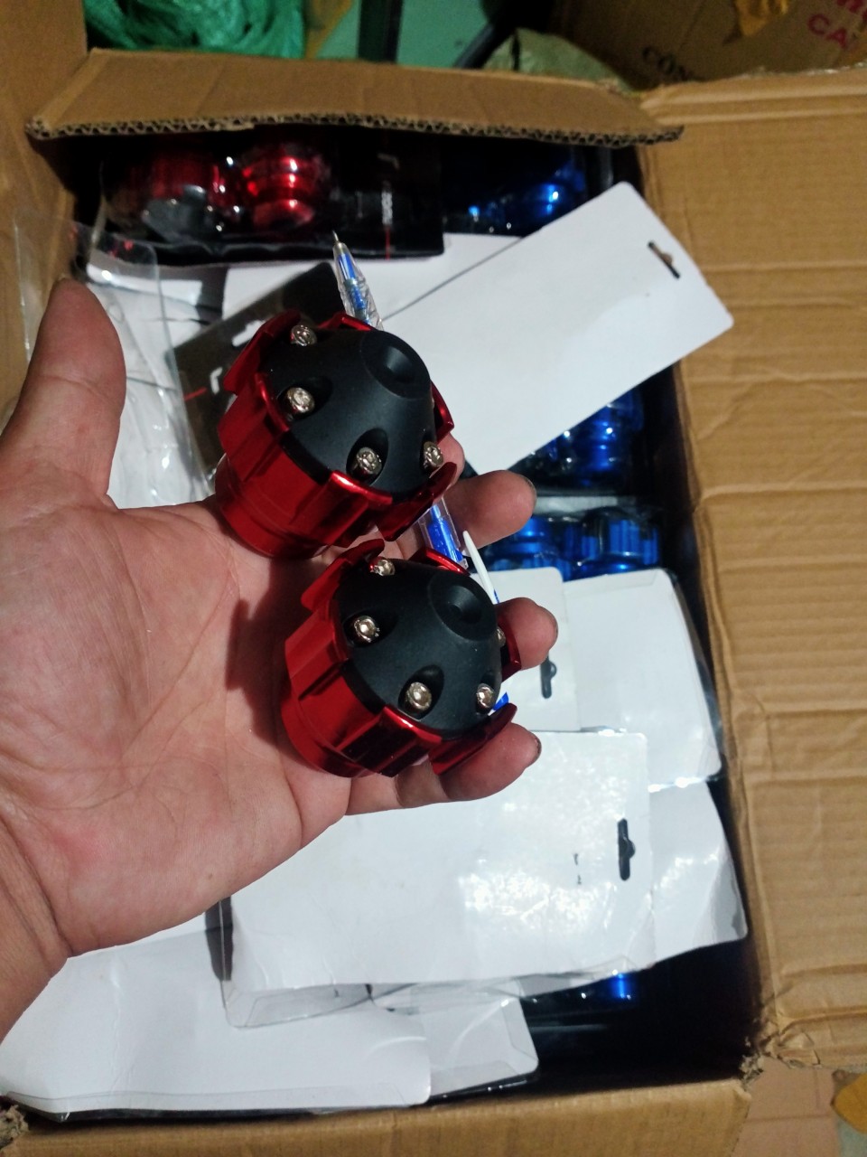 chống đổ trước-nhôm cnc xịn.
