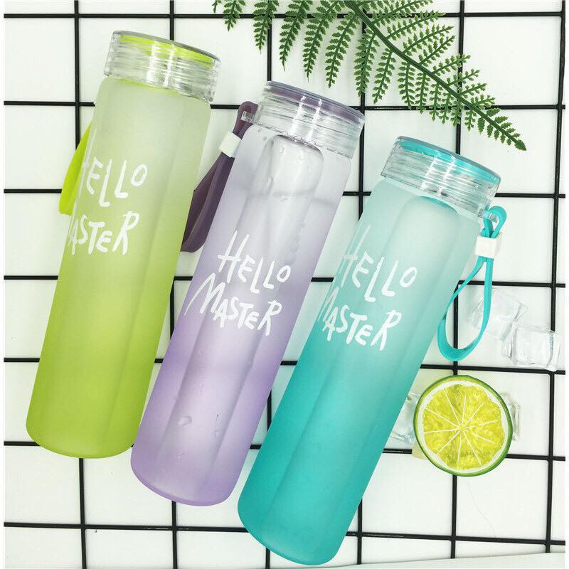 Bình Nước Thủy Tinh In Chữ Hello Master 480ML có dây xách