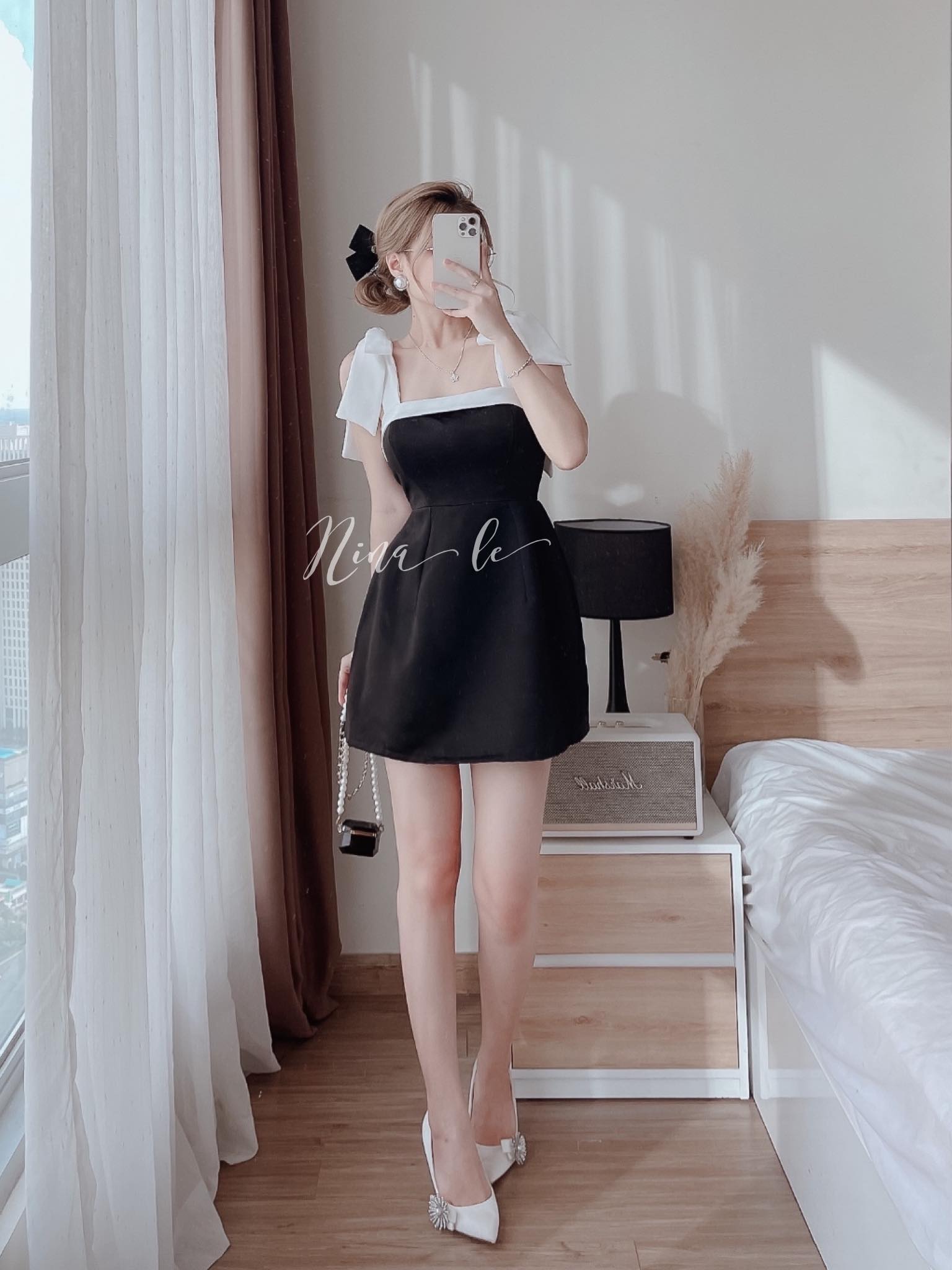 ĐẦM 2 DÂY THẮT NƠ TRẮNG/ĐEN UMI (CÓ MÚT NGỰC)