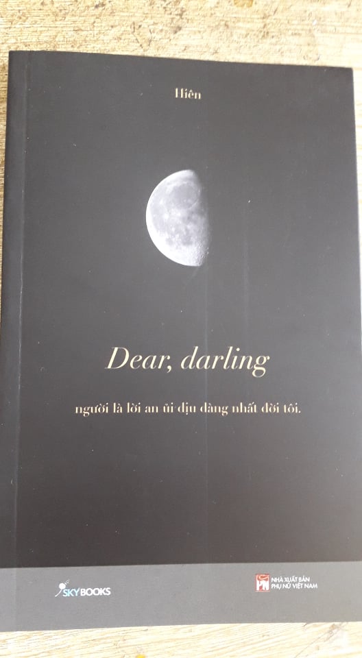 Sách tản văn - Dear, Darling - Hiên ( Tặng Postcard - số lượng giới hạn)