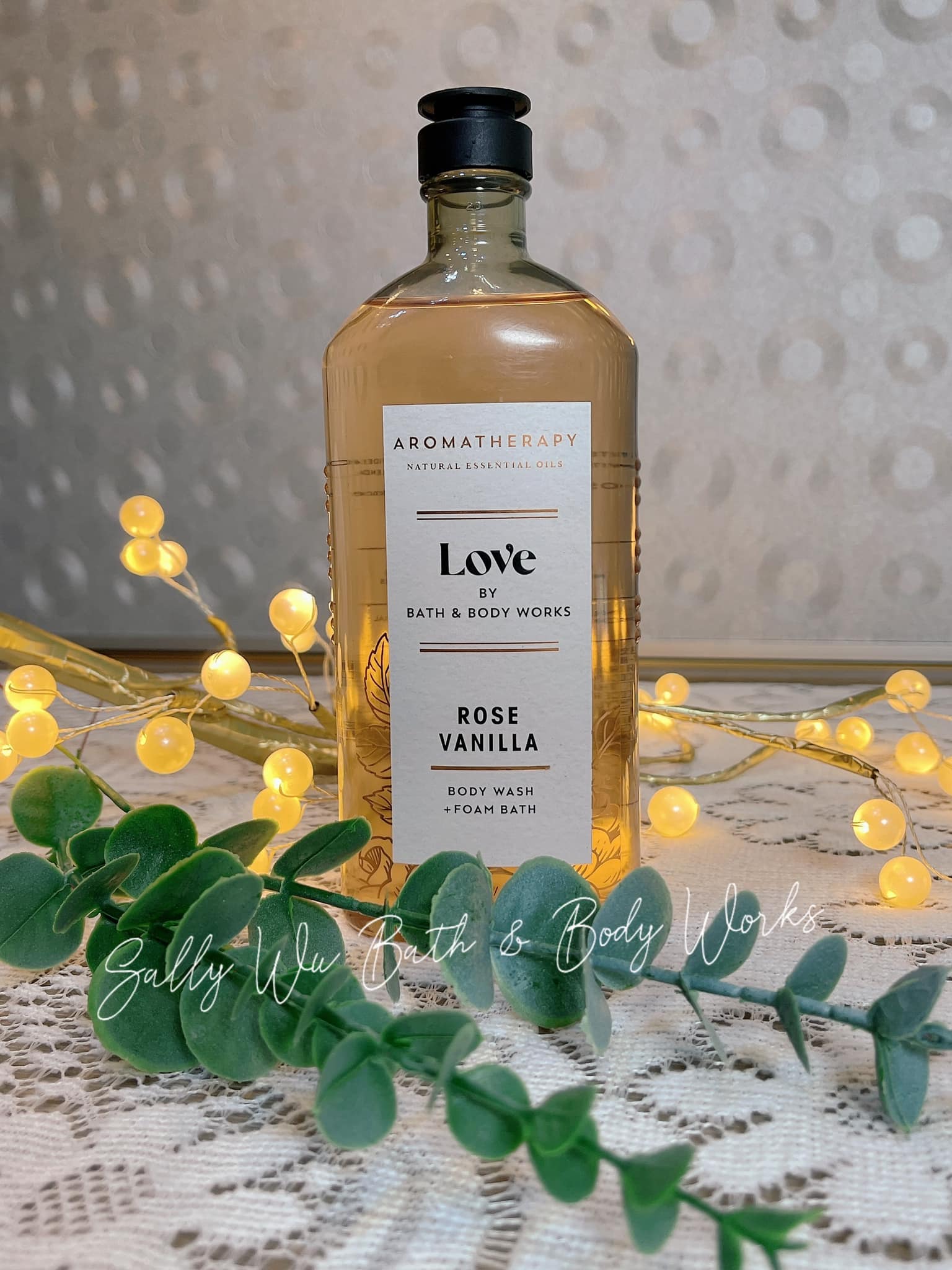 Tắm thư giãn Love Rose+ Vanilla - Bath & Body Works Aromatherapy (295ml)