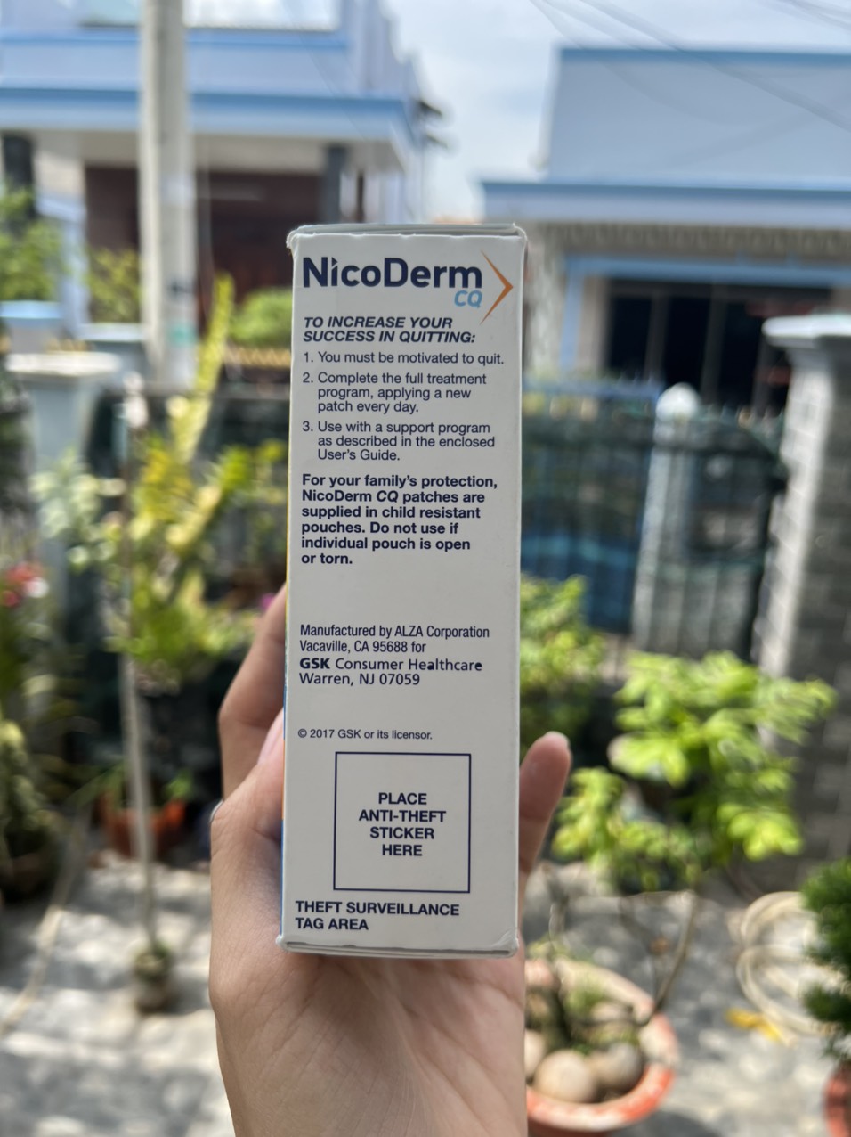 Miếng dán cai thuố.c Nicoderm CQ Step 2. Hộp 14 miếng
