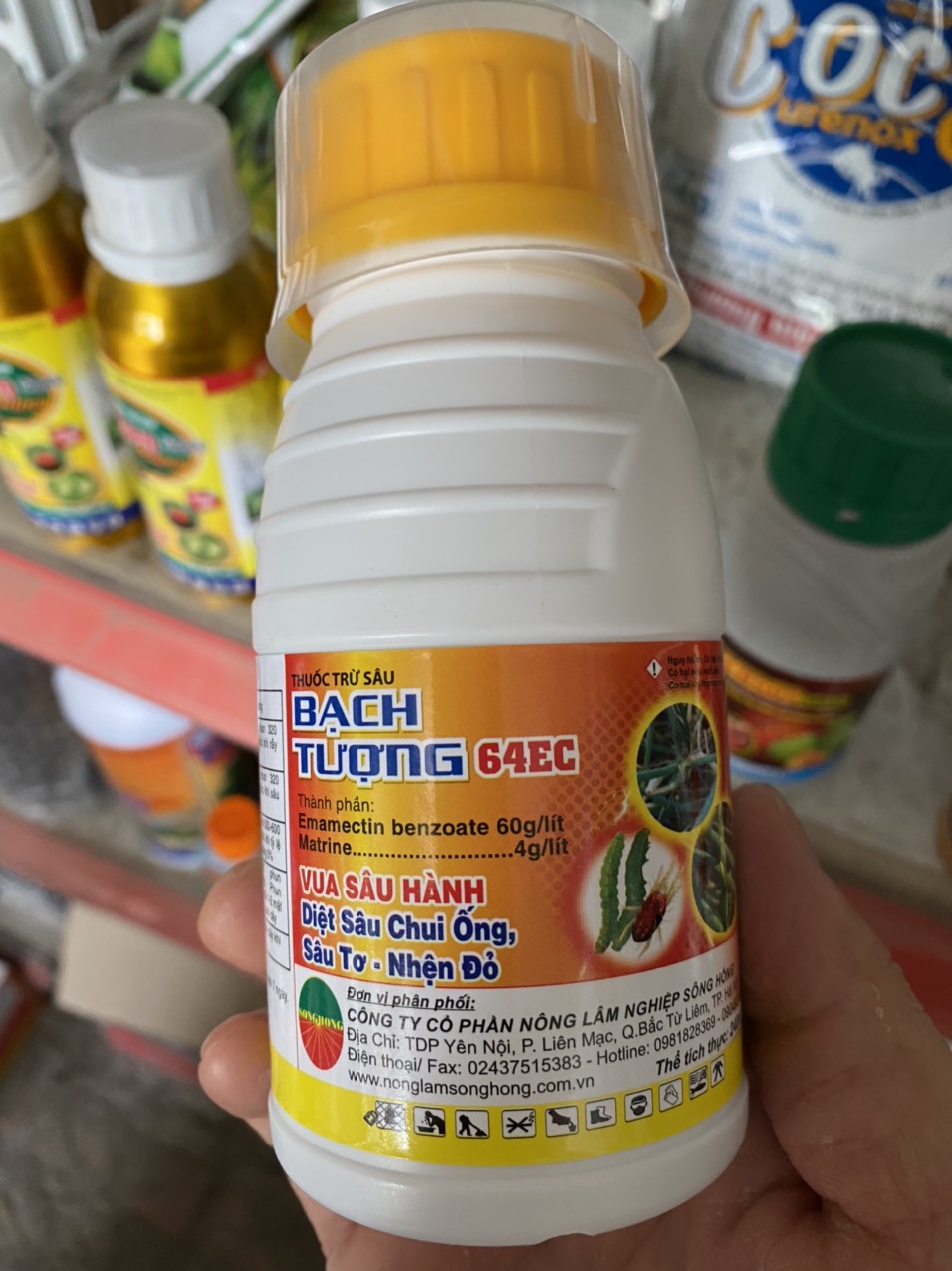 Thuốc trừ sâu 64EC chai 240ml chuyên trừ sâu tơ nhện đỏ sâu đục thân đục ống (chai 240ml)