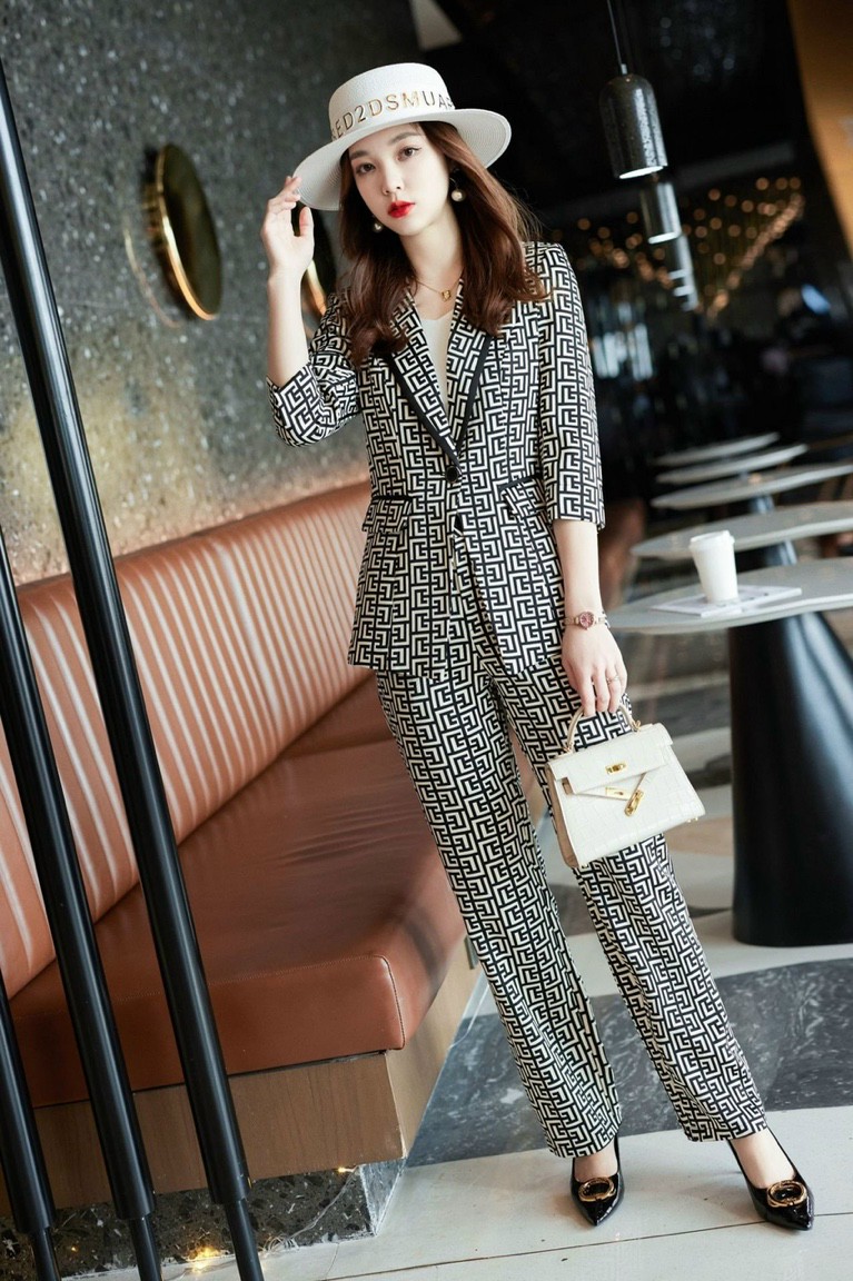 SET VEST NỮ HỌA TIẾT (KÈM ÁO TRONG)