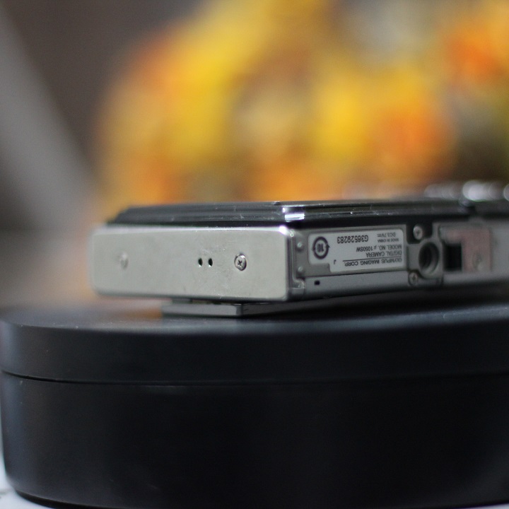 Máy ảnh chống nước Olympus M1050