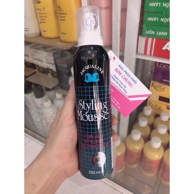 Mousse bọt tạo kiểu tóc Jacqualine 250ml