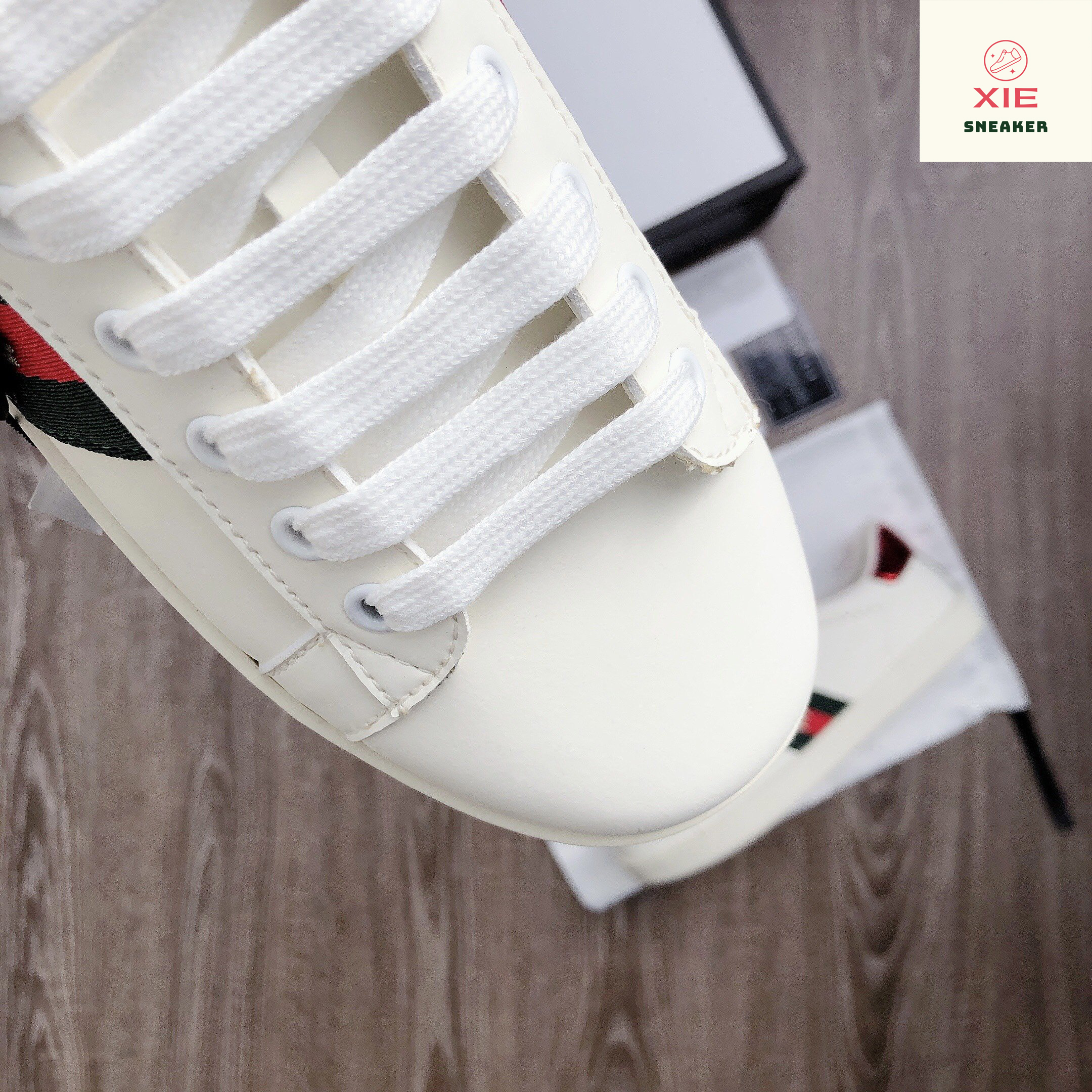 Giày Gucci ACE Ong - 1.1 + [Tặng thêm 1 bộ dây + FreeShip + Full Box + Bill + Phụ Kiện]