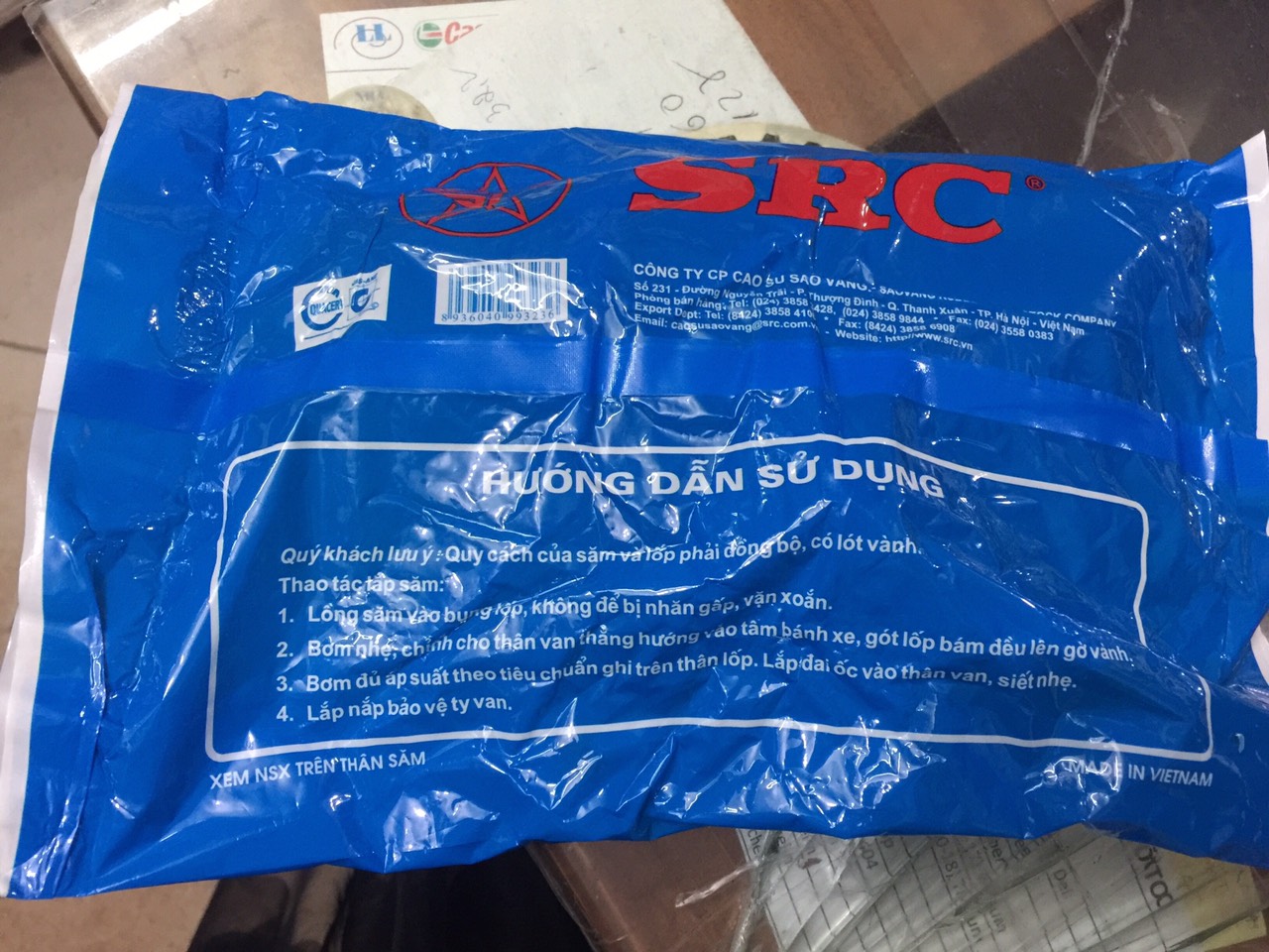 Ruột (săm) xe rùa, xe đạp điện, xe xmen 3.00-10 van cong Sao Vàng