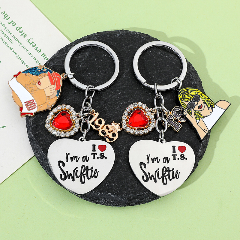 Taylor%20Swlft%20Fashion%20Music%20Pop%20Singer%20Metal%20Enamel%20Cartoon%20Fashion%20Pendant%20Keychain%20Movie%20Novel%20Badges%20Friends%20Gift%20YAFENG%20-%20Image%202