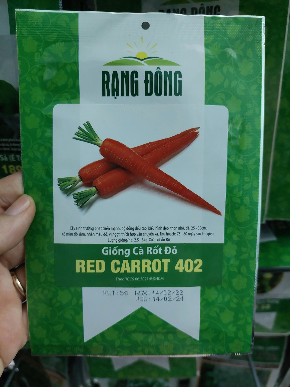 [Seeds] Hạt giống củ Cà rốt đỏ  RD402, đóng gói 5gr (khoảng 2000 hạt)