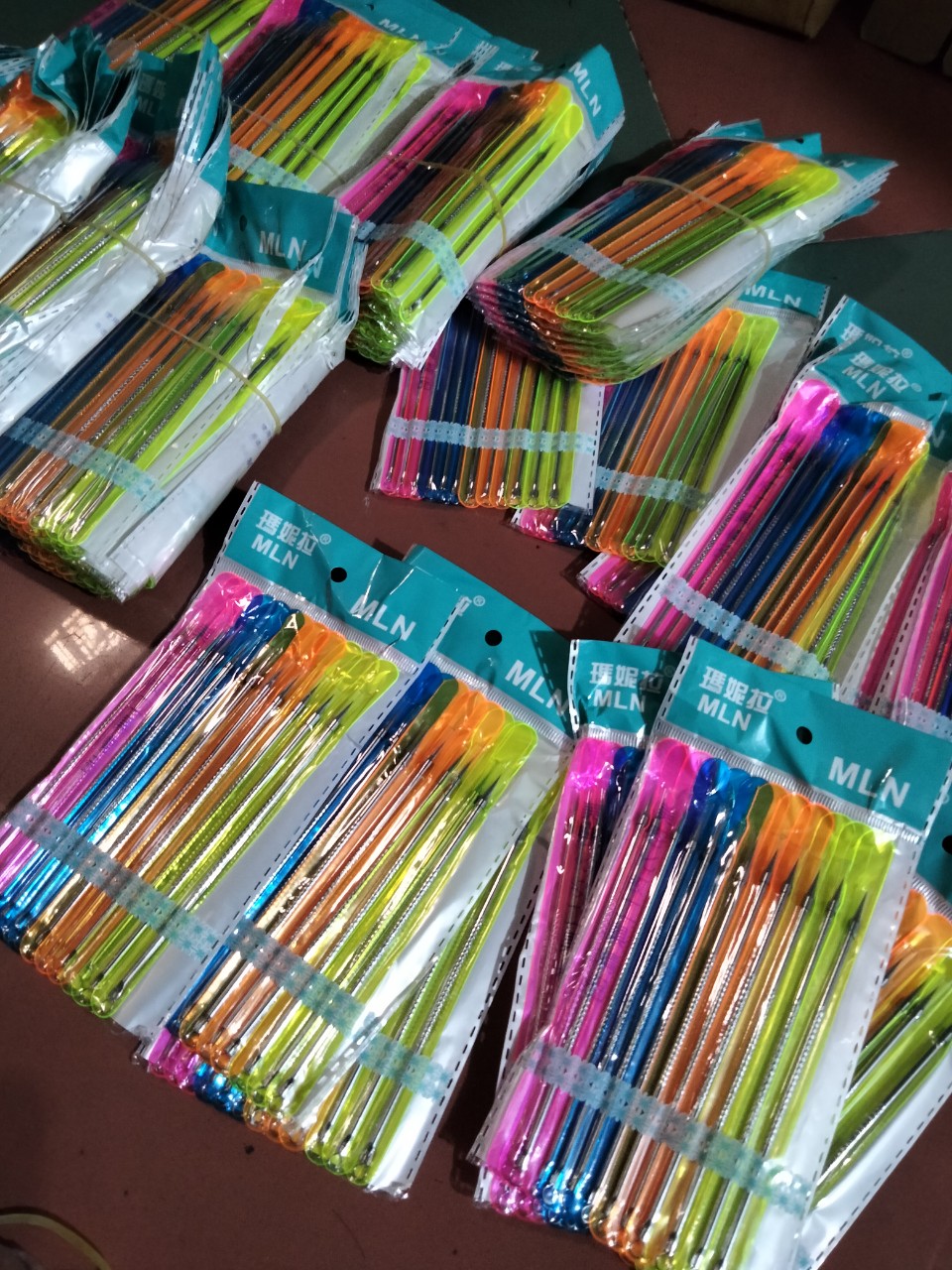 Cây nặn mụn (2 cây)