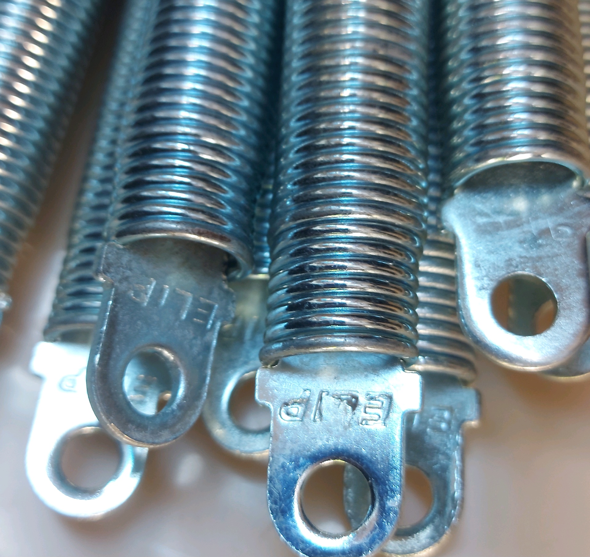 LZD Lò Xo Máy Tập Thể Dục Bán 2 Cây
