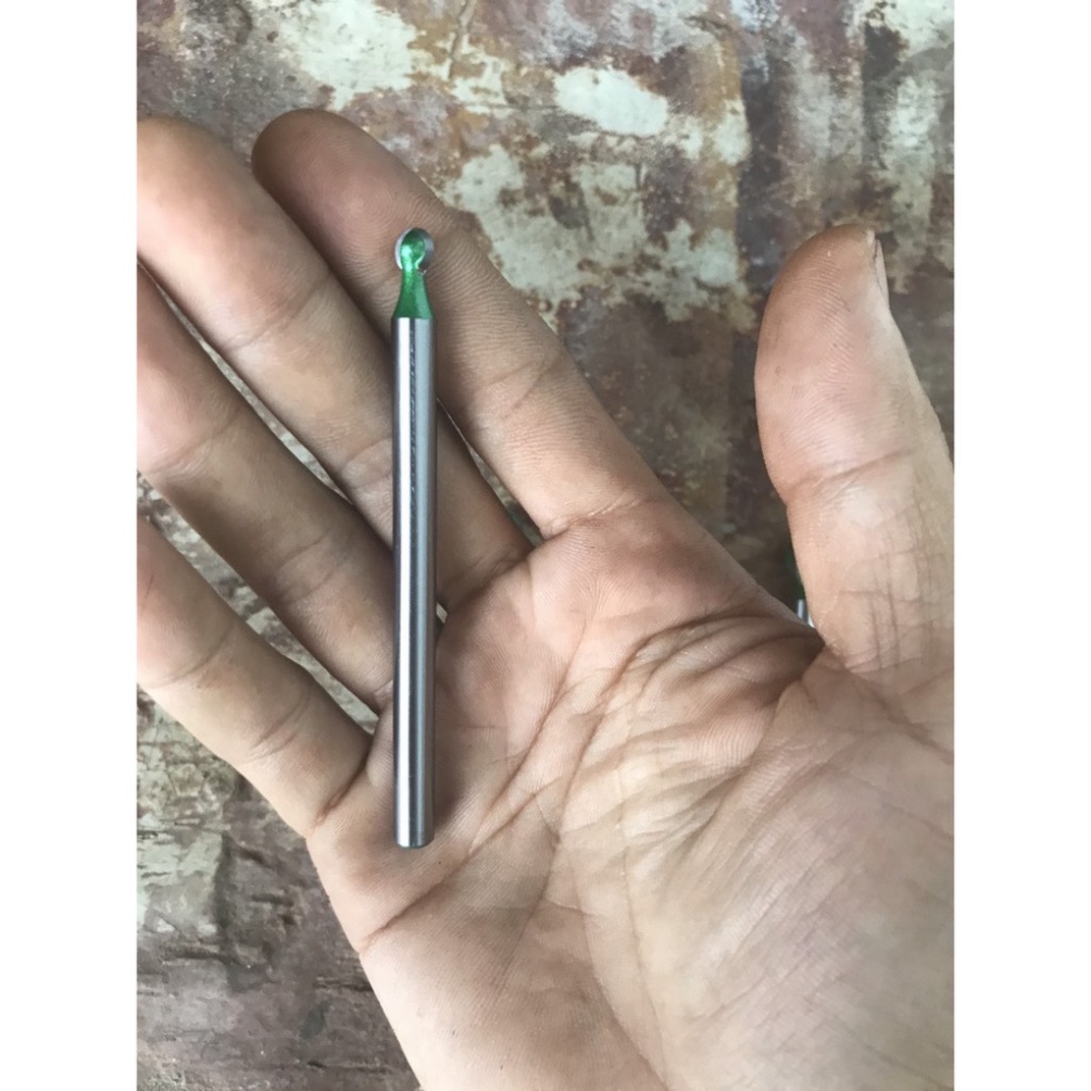 Mũi  chạm khắc gỗ quả đào
