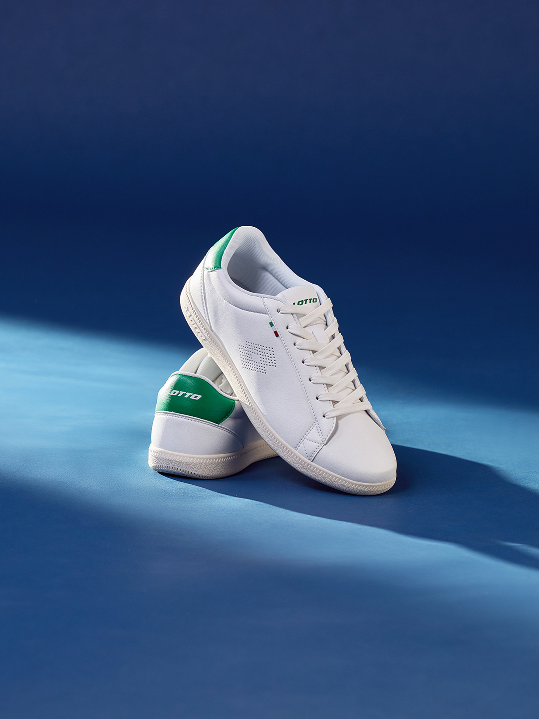 Lotto%20Mavin%20Classic%20White%20-%20Green%C2%A0%20Sneakers%20For%20Men%20-%20Image%202