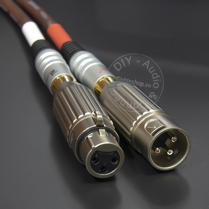 Jack canon chuyển sang AV 1 chiếc - XLR cái sang AV cái