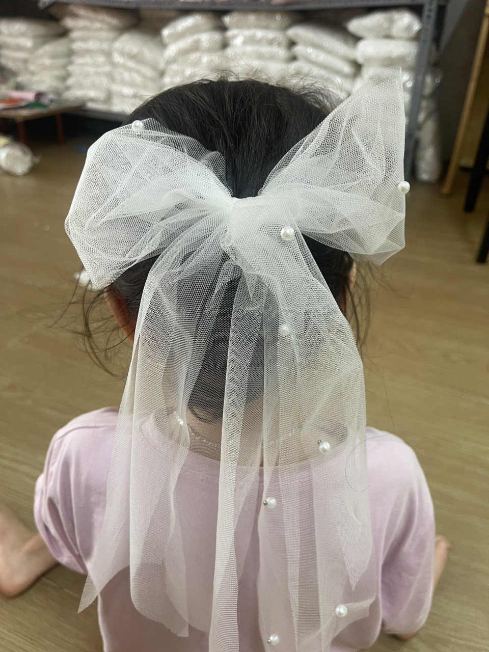 cài nơ cho bé gái , bờm tóc nơ công chúa ( nơ lưới dáng lúp cô dâu )