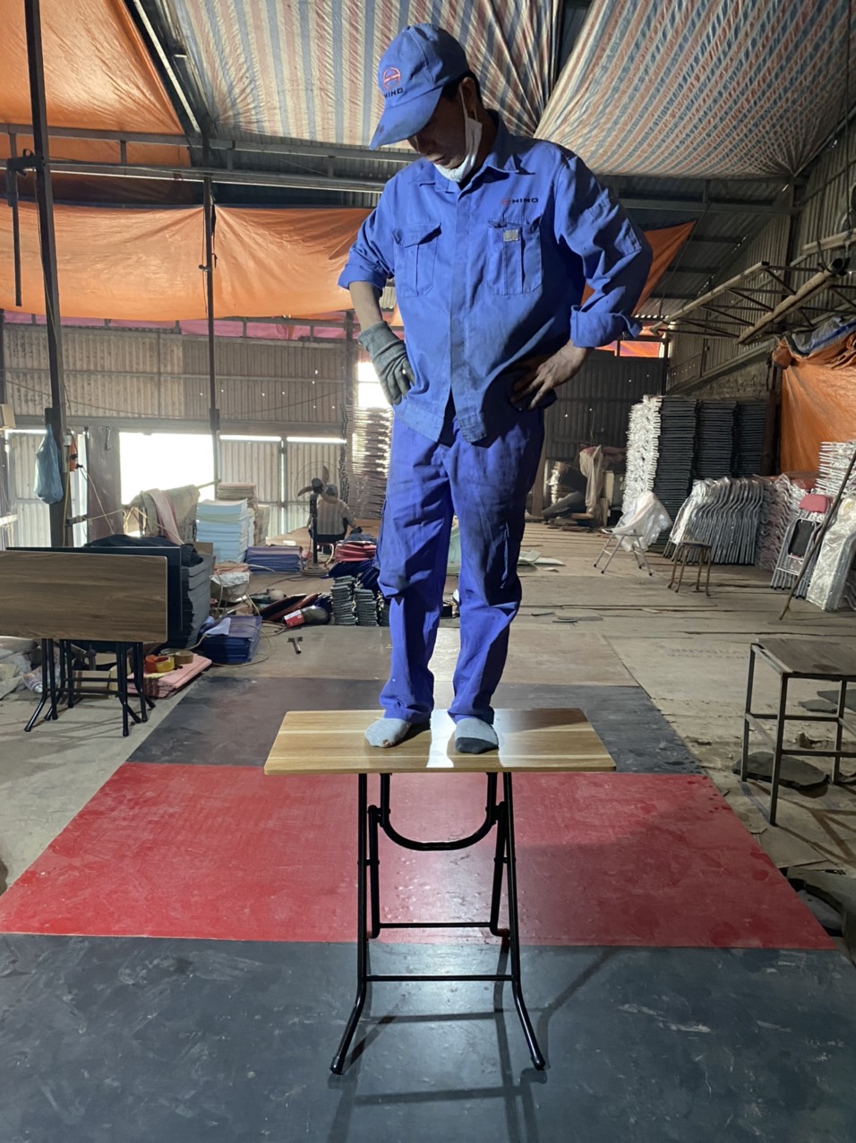 BÀN HỌC GẤP GỌN, BÀN GỖ , BÀN CHÂN SẮT