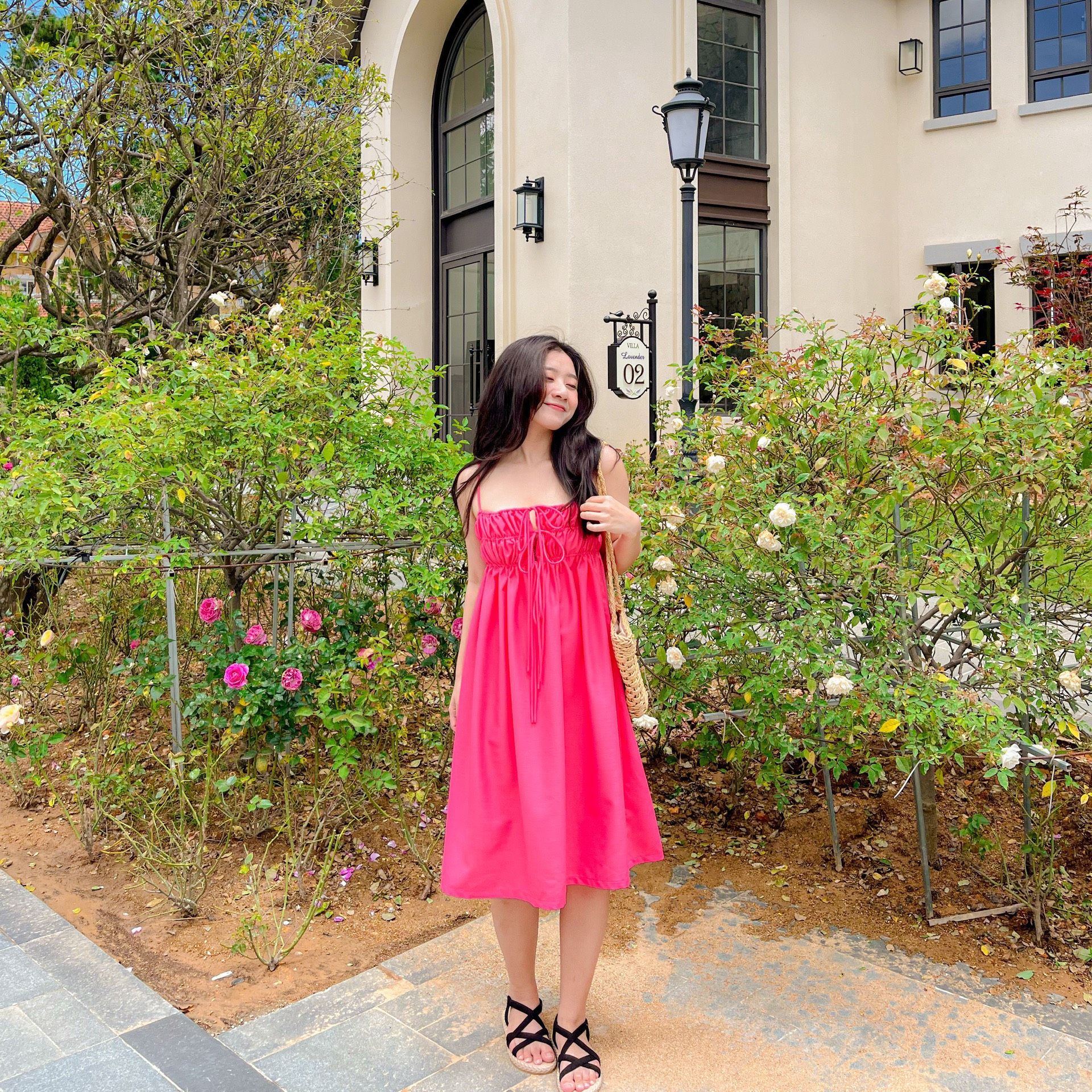 Đầm CECY - Đầm 2 dây rút ngực form rộng