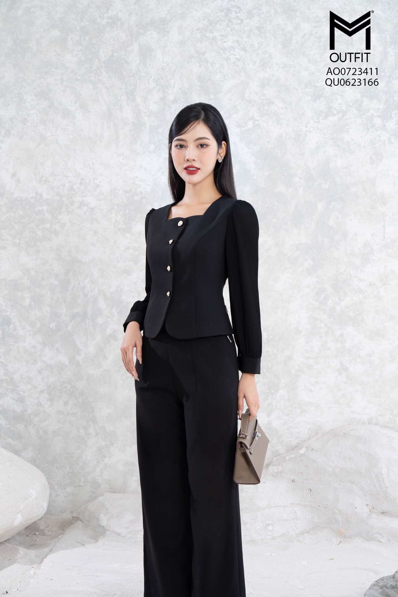 SƠ MI CỔ VUÔNG