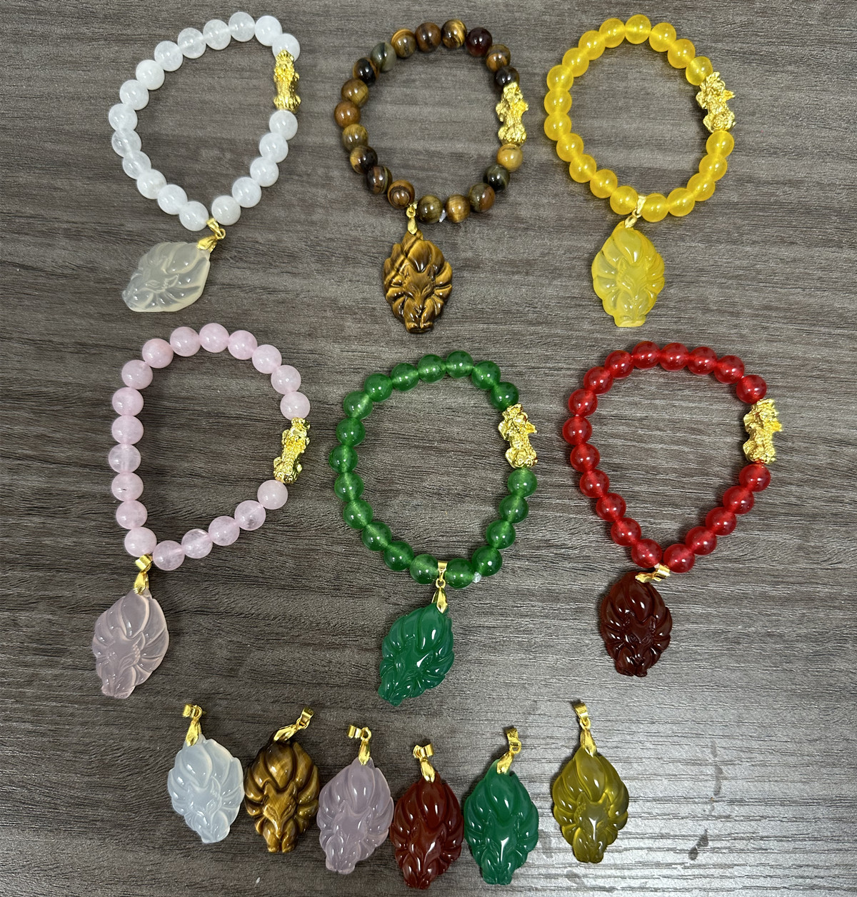 LUCKY Chalcedony Nine Tailed Fox With 18K Gold Pixiu Piyao Lucky Charm Bracelet Attract Money Wealth Fortune and Love For Women Men