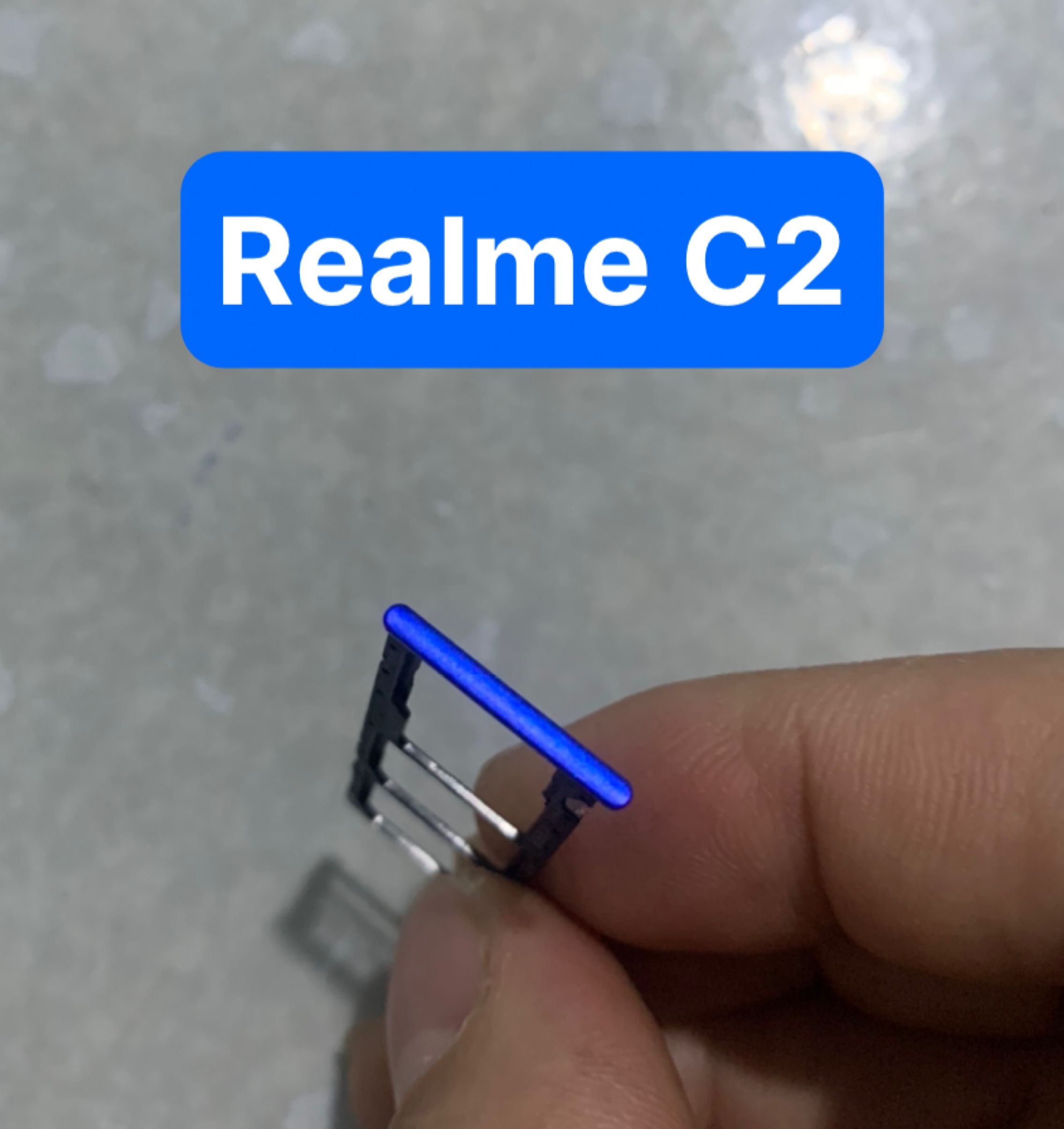 khay sim Realme C2