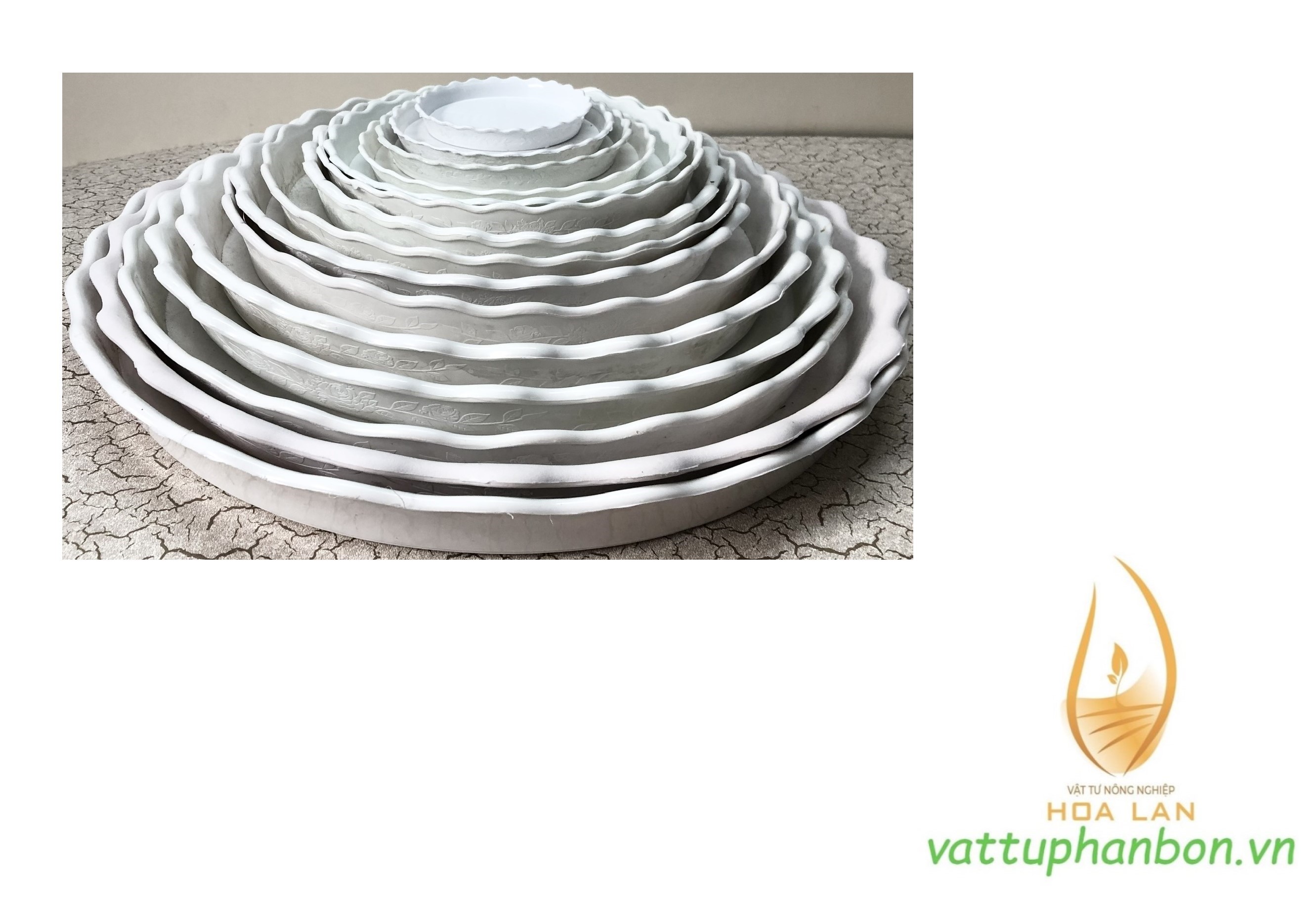 Đĩa lót chậu tròn khía Phi 20cm - #046C#