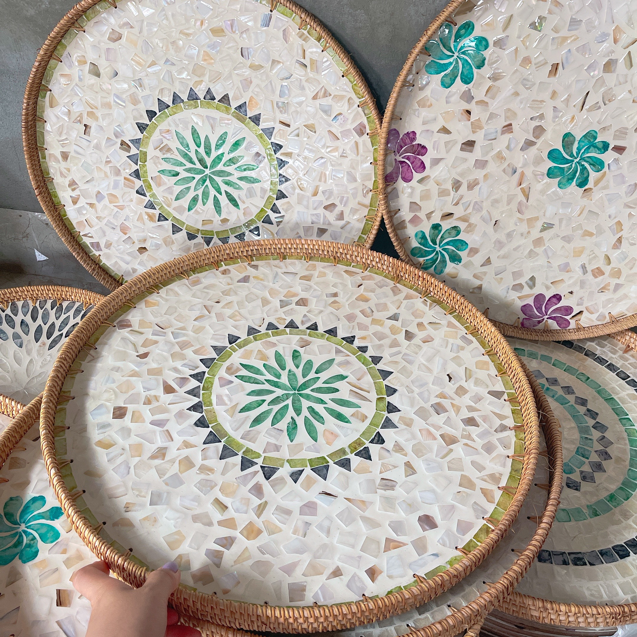 Mâm mây ăn cơm, lồng bàn che bụi, bê đồ ăn, trà, decor chụp ảnh