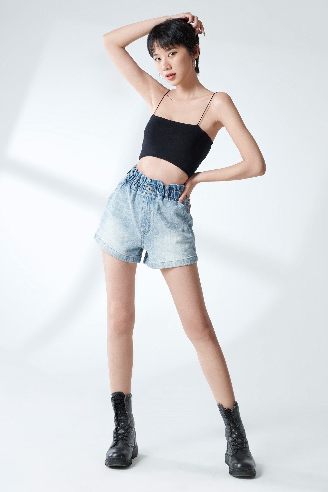 Quần jeans short nữ dáng đứng - 222WDR1102f2930