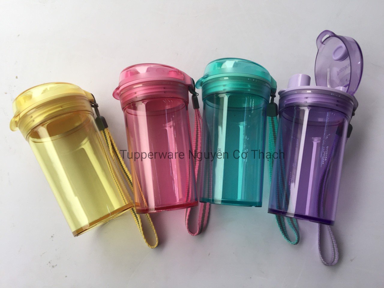 Mini Drinking Flask 280ML- tupperware