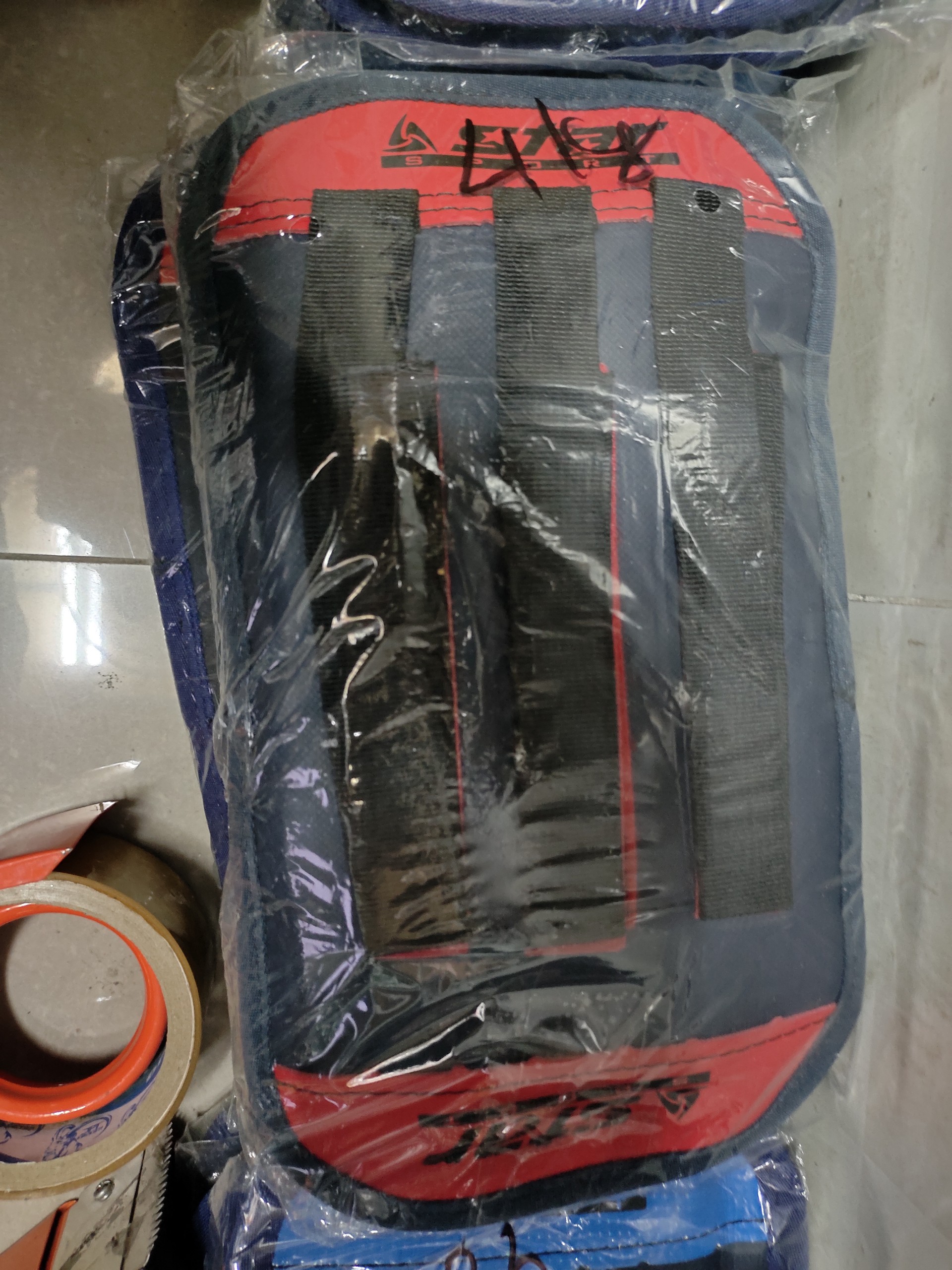 Chì đeo chân tập thể lực giảm cân