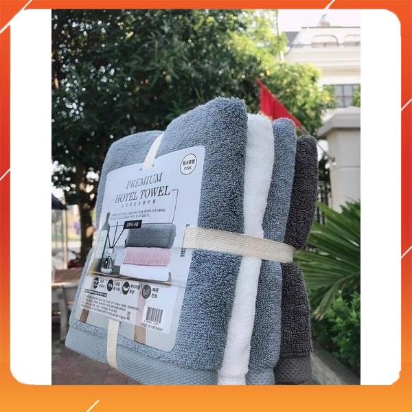 Sét 4 khăn tắm xuất dư, kt 40*80. Sợi cotton mềm mịn, thấm nước