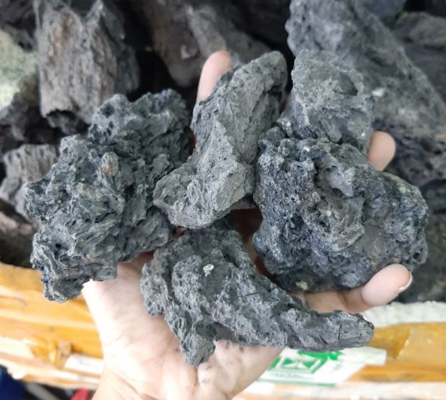 Đá Đen Gia Lai thủy sinh 1kg