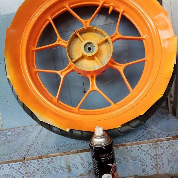 Sơn Xịt Samurai Màu Cam Repsol TC H237