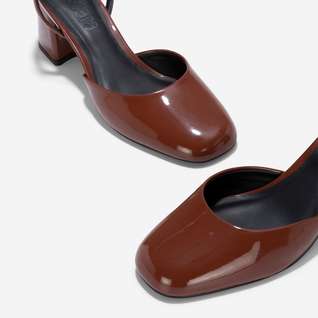 Vascara Giày Bít Mũi Tròn Block Heel Phối Ankle Strap - BMN 0657