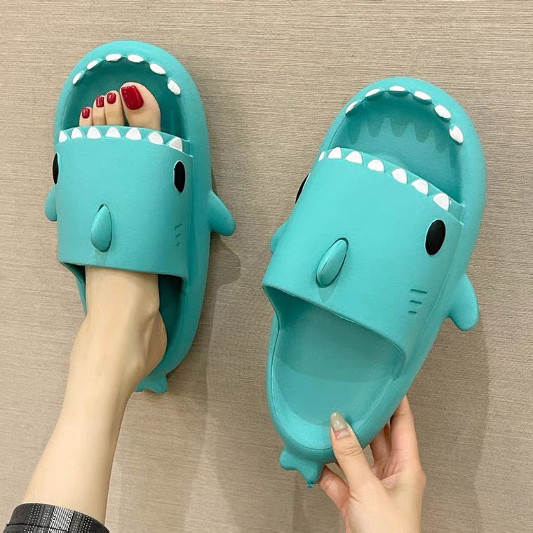 [ lấy tăng 2 size ] Dép Cá Mập Dễ Thương Size Lớn Cho Nam Nữ 001