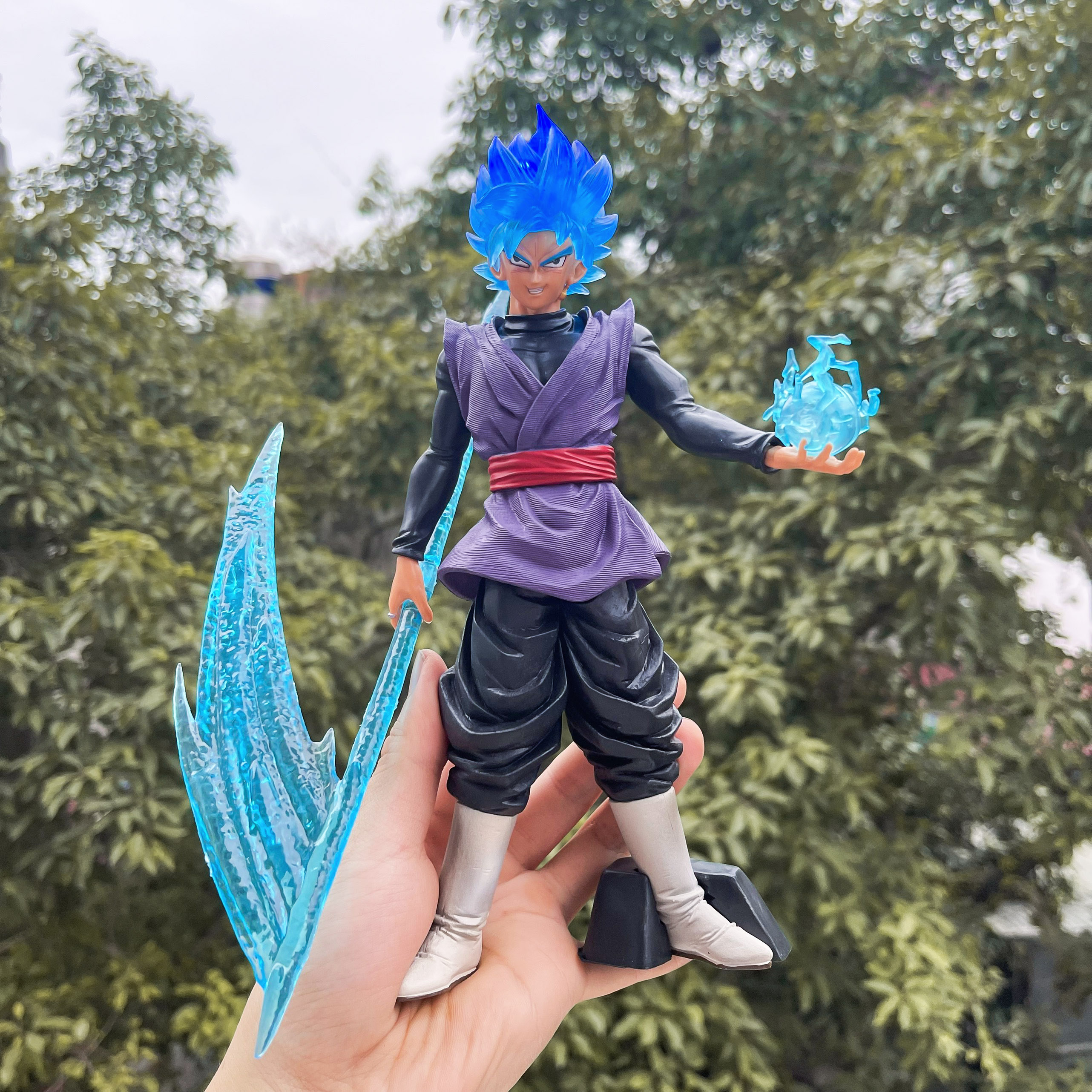 Mô hình black goku siêu phẩm chất lượng