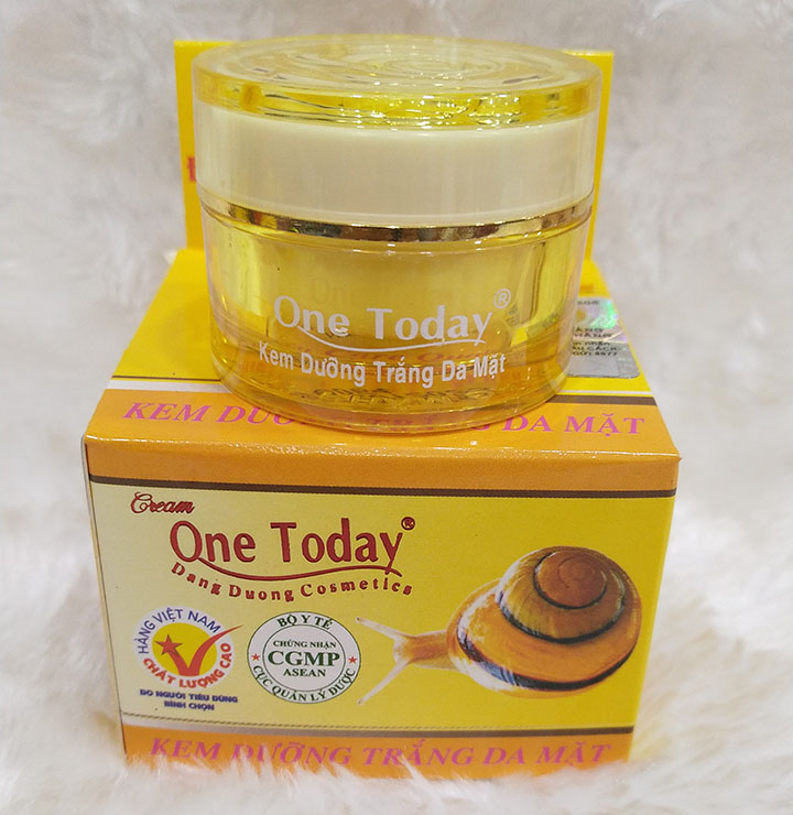 KEM ONE TODAY DƯỠNG RẮNG DA MẶT 9G