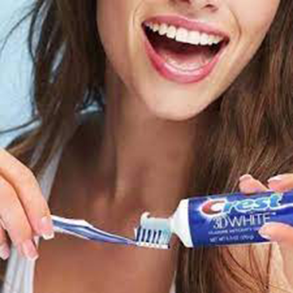 5 Tuýp Kem Đánh Răng Crest 3D White Advanced Triple Whitening (5 x 158g)